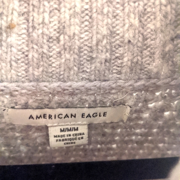 American Eagle Turtleneck - Picture 3 of 3